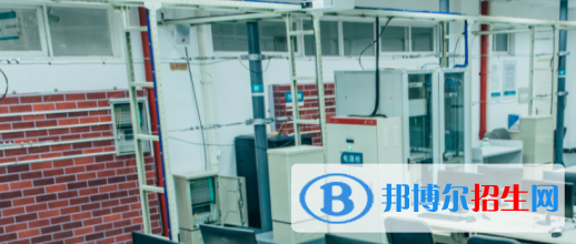 成都2022年讀計算機(jī)學(xué)校需要什么條件