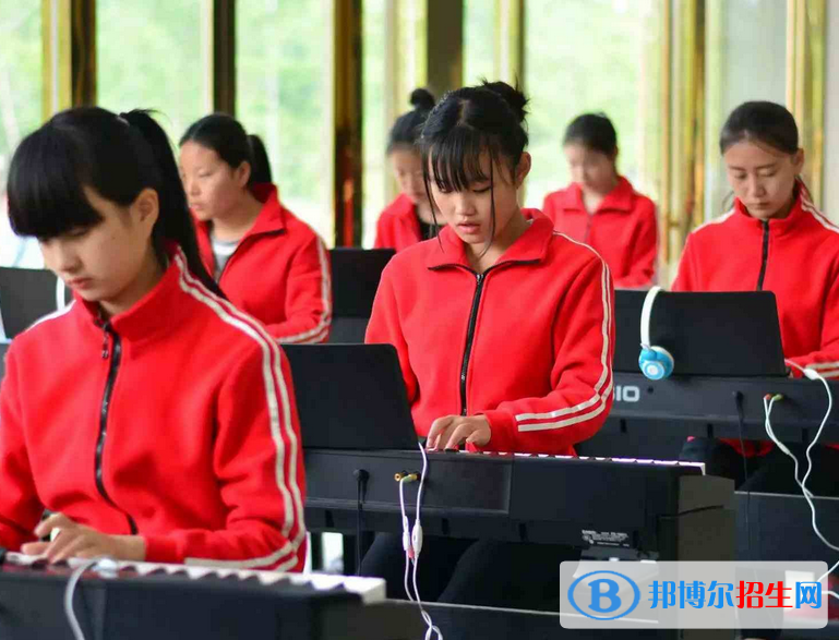 河北2022年幼師學(xué)校專(zhuān)業(yè)學(xué)什么