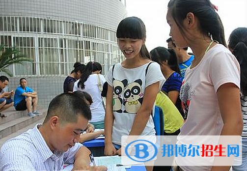 宜賓食品工業(yè)職業(yè)中學(xué)2022年學(xué)費(fèi)、收費(fèi)多少