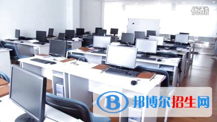 河北2022年以計算機(jī)學(xué)校為王牌專業(yè)的大專學(xué)校有哪些