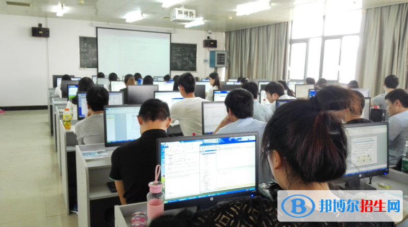 河北2022年初中生可以上什么計算機學校