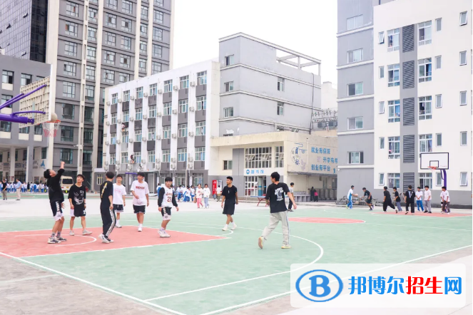 安康育英中等職業(yè)學(xué)校怎么樣、好不好？