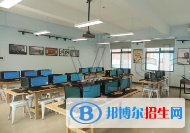河北2022年哪所計(jì)算機(jī)學(xué)校比較好就業(yè)