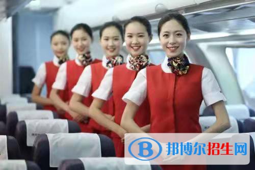 河北2022年初中生可以上航空服務學校