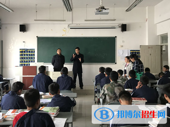 達(dá)州經(jīng)濟(jì)貿(mào)易學(xué)校2022年學(xué)費(fèi)、收費(fèi)多少