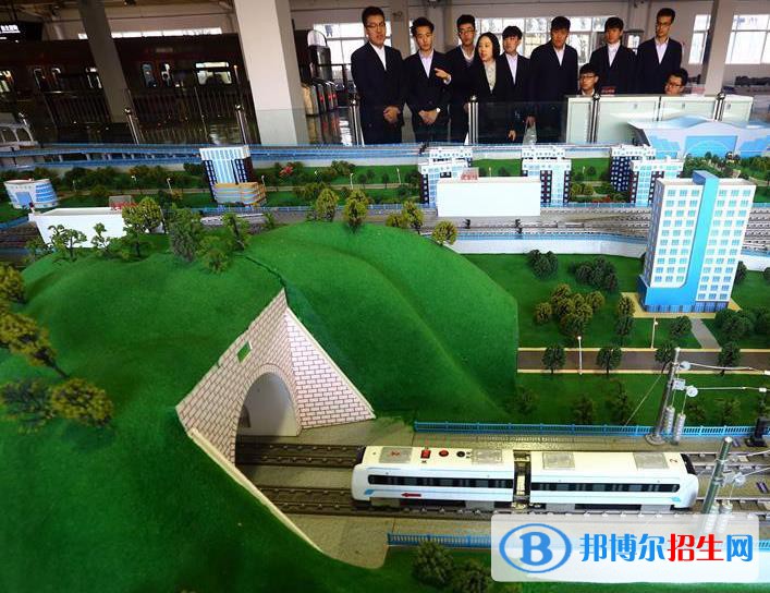 蘭州2022年哪個學校有軌道交通學校