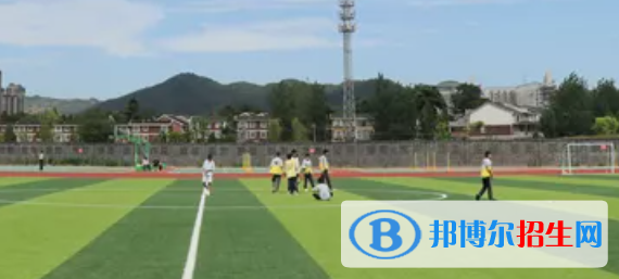 成都汽車職業(yè)技術(shù)學(xué)校2022年報名條件、招生要求、招生對象
