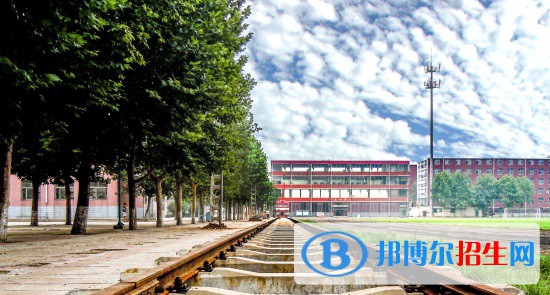河北2022年男生學什么鐵路學校好
