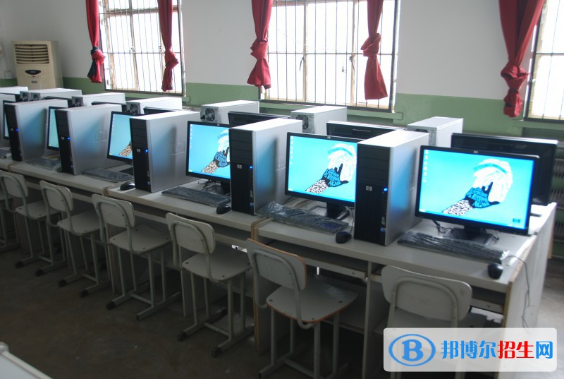 河北2022年計(jì)算機(jī)學(xué)校有哪些專業(yè)