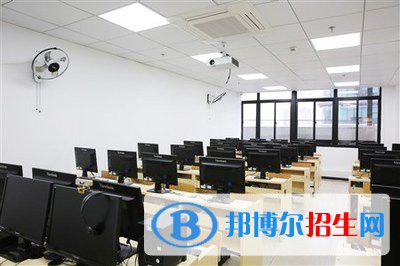 河北2022年計算機(jī)學(xué)校讀幾年