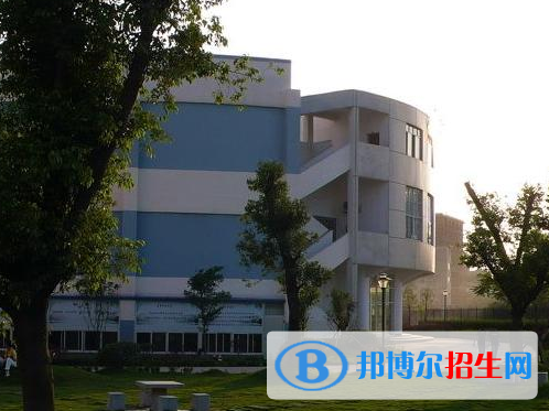 寧洱縣職業(yè)高級(jí)中學(xué)2022年報(bào)名條件、招生要求、招生對(duì)象
