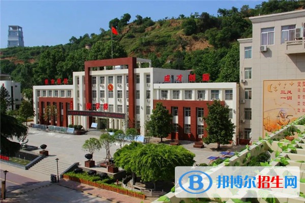 西安旅游職業(yè)中等專業(yè)學(xué)校2022年報(bào)名條件、報(bào)名對象