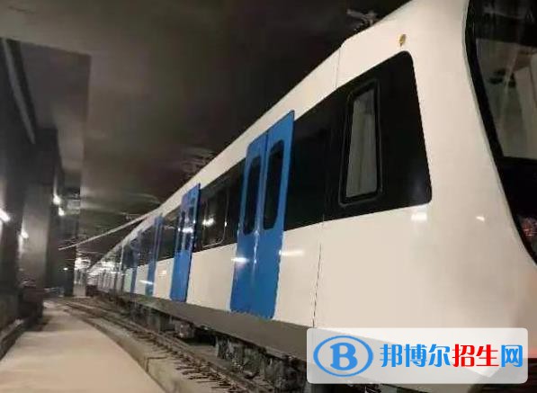 蘭州2022年女生讀軌道交通學校學什么專業(yè)好