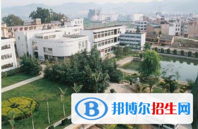 金平縣職業(yè)高級(jí)中學(xué)怎么樣好不好