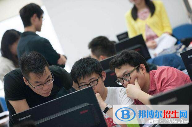 河北2022年男生讀計(jì)算機(jī)學(xué)校好嗎