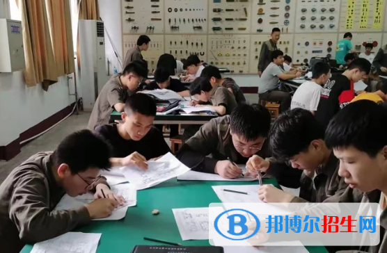 達州萼山職業(yè)技術學校2022年招生錄取分數(shù)線
