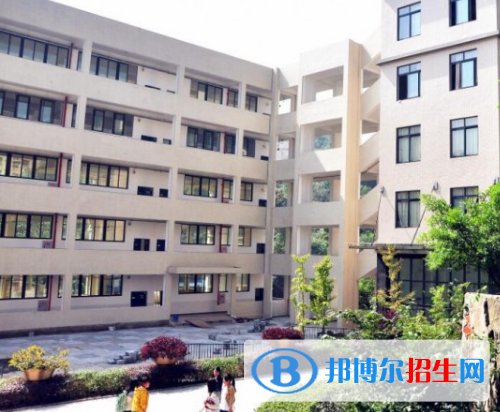 重慶市北部新區(qū)職業(yè)學(xué)校2022年學(xué)費(fèi)、收費(fèi)多少
