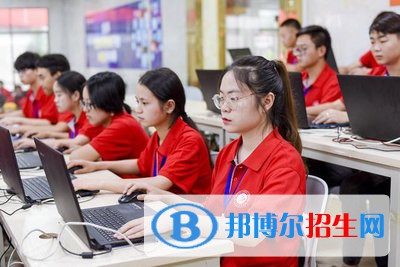 河北2022年女生讀計(jì)算機(jī)學(xué)校好不好