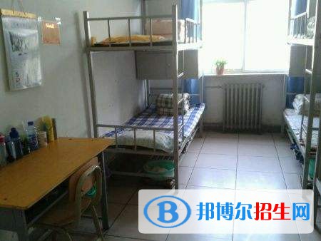 隆昌金成職業(yè)學校2022年宿舍條件 