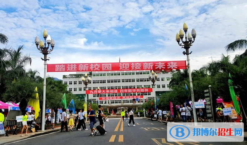 涼山州高級(jí)職業(yè)技術(shù)學(xué)校2022年怎么樣、好不好