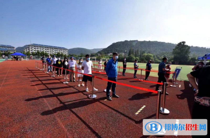 連云港工貿(mào)學校2022年報名條件、招生要求、招生對象
