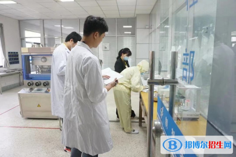 連云港中醫(yī)藥高等職業(yè)技術(shù)學(xué)校2022年報(bào)名條件、招生要求、招生對象