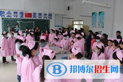 臨夏衛(wèi)生學(xué)校2022年報名條件、招生要求、招生對象