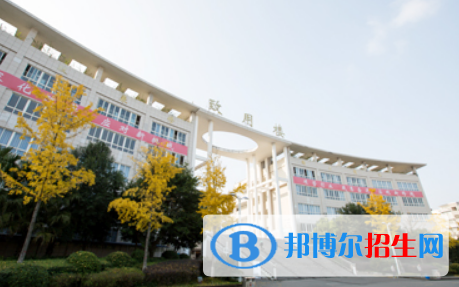 曲靖財(cái)經(jīng)學(xué)校2022年報(bào)名條件、招生要求、招生對象
