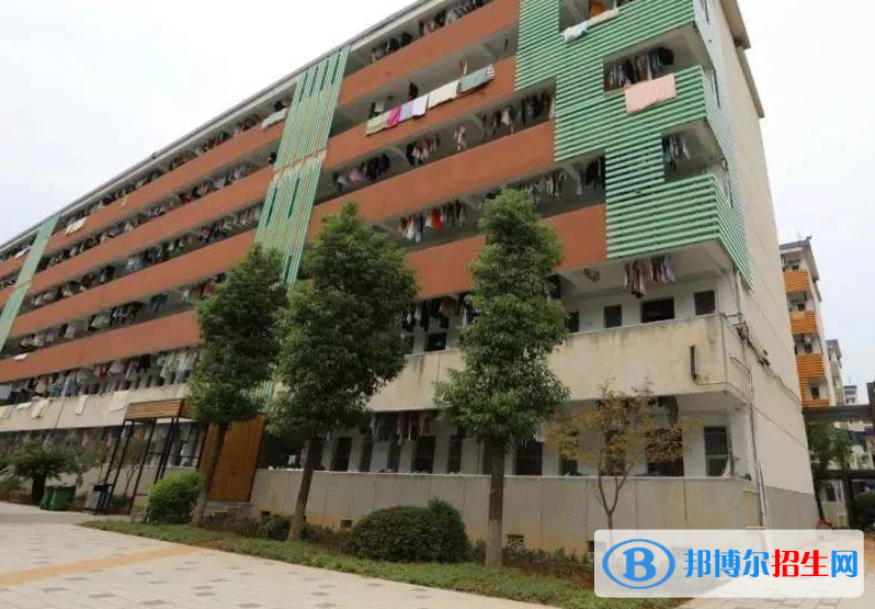 重慶第三衛(wèi)生學校2022年報名條件、招生要求、招生對象