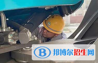 甘肅2022年汽修學(xué)校學(xué)費多少