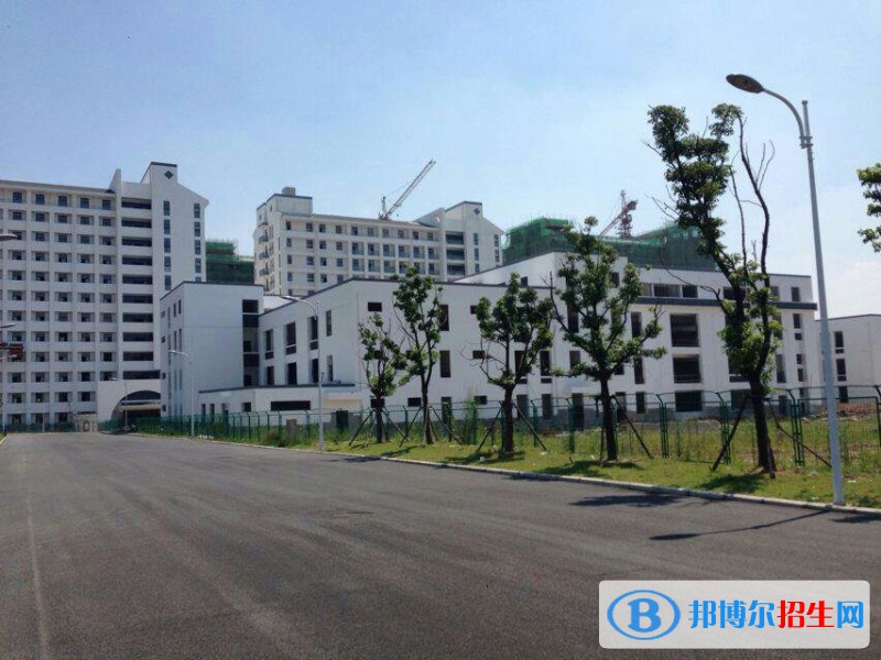 內(nèi)江第三職業(yè)中學(xué)怎么樣、好不好