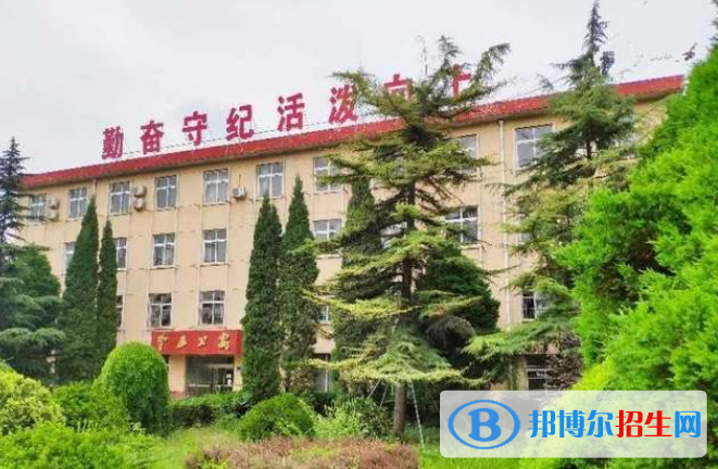 云南建設學校2022年學費、收費多少