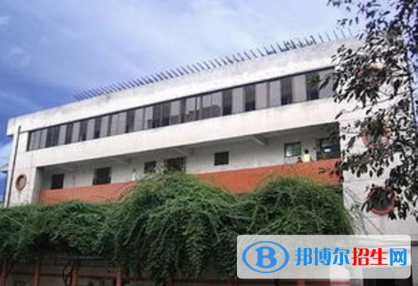重慶市紡織技工學校怎么樣、好不好
