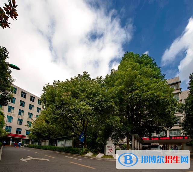 云南省國防工業(yè)學(xué)校2022年招生簡章