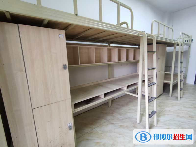 src=http://qirb.com.cn/skin/zhaosheng/image/nopic.gif