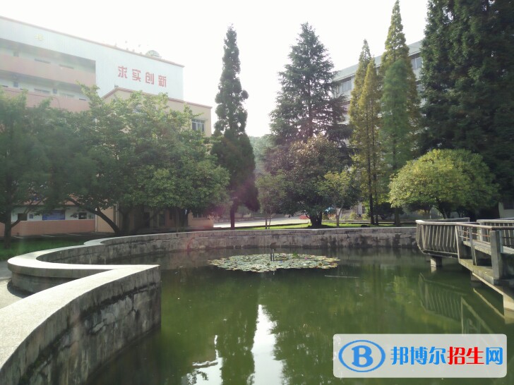 src=http://qirb.com.cn/skin/zhaosheng/image/nopic.gif