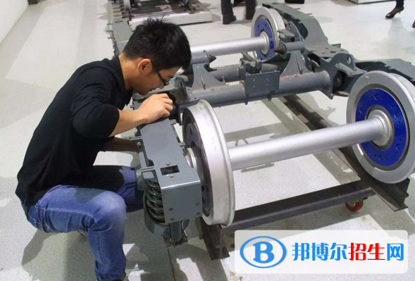 南京鐵道車(chē)輛技師學(xué)院2022年招生辦聯(lián)系電話