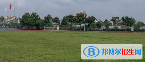 成都青蘇職業(yè)中專學校2022年招生辦聯系電話