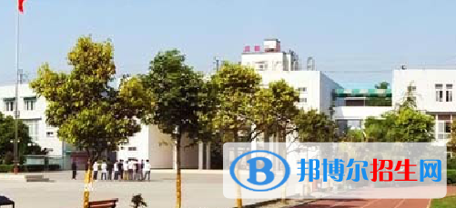 成都2022年適合男生的汽修學校
