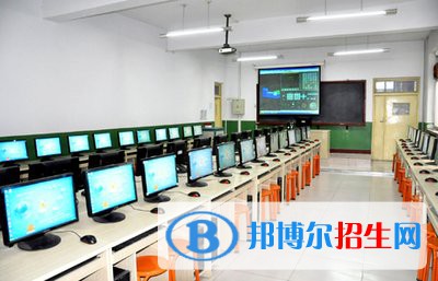 石家莊機(jī)械技工學(xué)校2022年報名條件、招生要求、招生對象