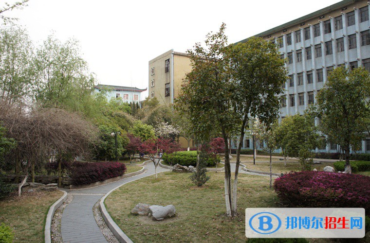 昆明市推拿職業(yè)學校2022年招生錄取分數線
