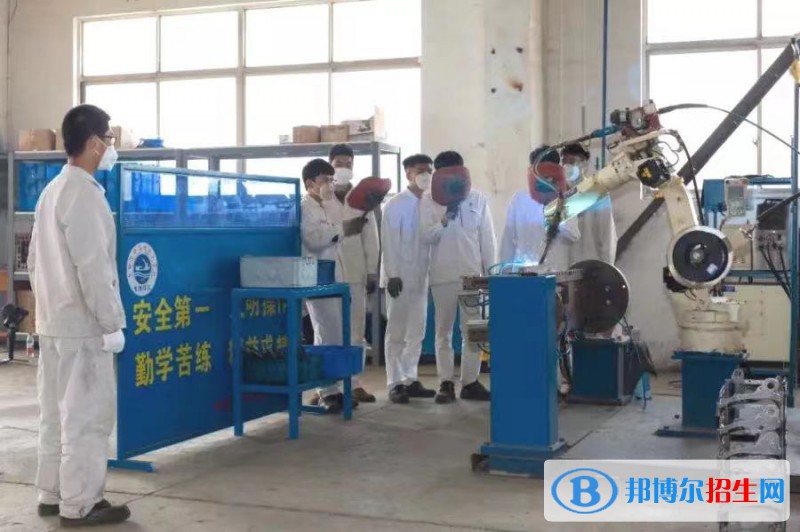 中船澄西高級(jí)技工學(xué)校2022年招生辦聯(lián)系電話