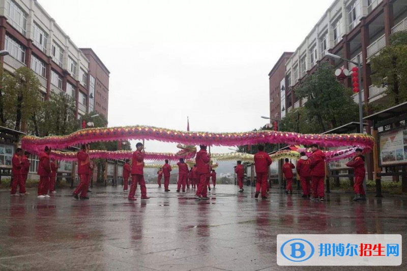 src=http://qirb.com.cn/skin/zhaosheng/image/nopic.gif