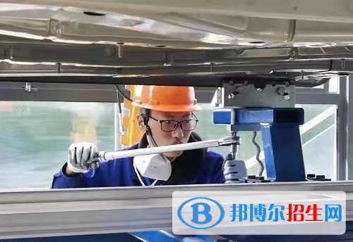 南京公用事業(yè)技工學(xué)校2022年報(bào)名條件、招生要求、招生對(duì)象