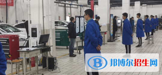 成都2022年哪些學校有汽修學校