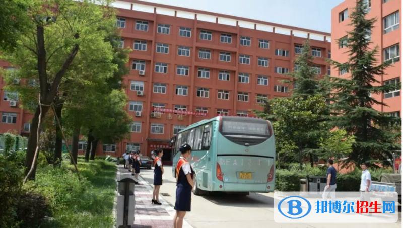 西安城建技師學(xué)院2022年招生要求，報(bào)名條件有哪些