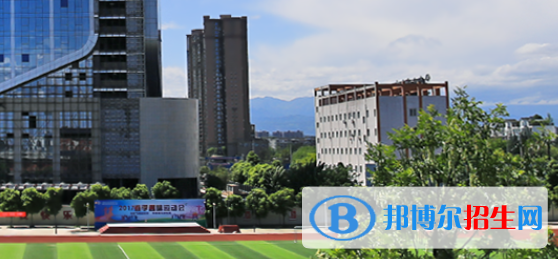 成都2022年中專汽修學?？梢钥即髮? width=