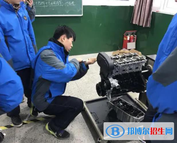 蘭州2022年初中生讀汽修學(xué)校