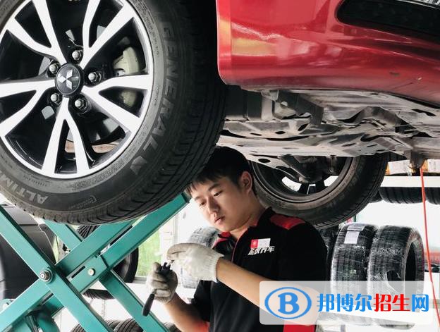 蘭州2022年初中生可以上什么汽修學校
