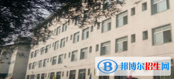 云南省林業(yè)高級技工學校2022年招生辦聯(lián)系電話